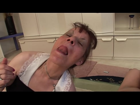 ❤️ Due nonne e un nonno fanno una cosa a tre ❤ Porno analeal it.elitemangas.top ️❤